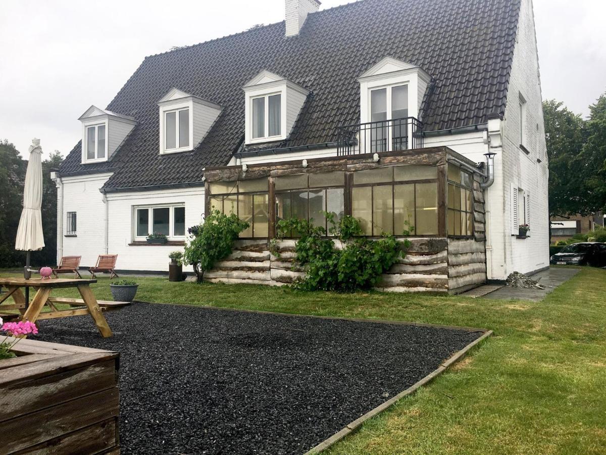 Maison Blanche Wielsbeke Екстериор снимка